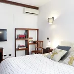 Πανσιόν Trastevere - Torripagroup 4*